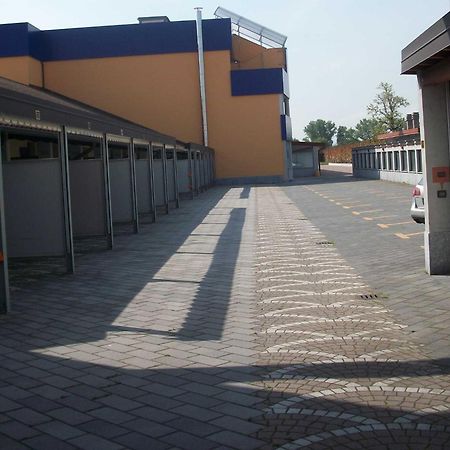 莫泰2号酒店 托尔托纳 外观 照片